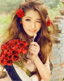 吃瓜女孩玫瑰图片,一场视觉盛宴