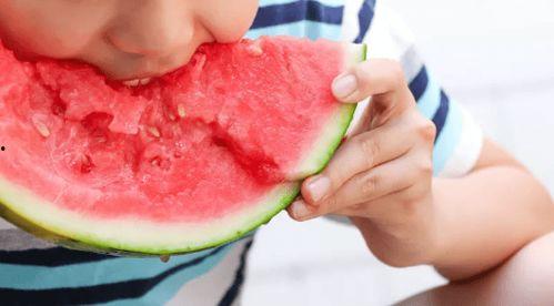 吃瓜睡觉肚子疼,揭秘日常生活中的健康隐患